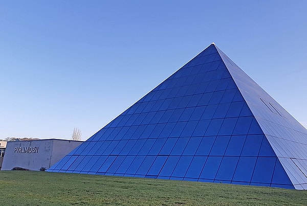 Pyramiden i Kolding, Plantevæg, IT Innovation, Danish Pyramid, Pyramid of Kolding,